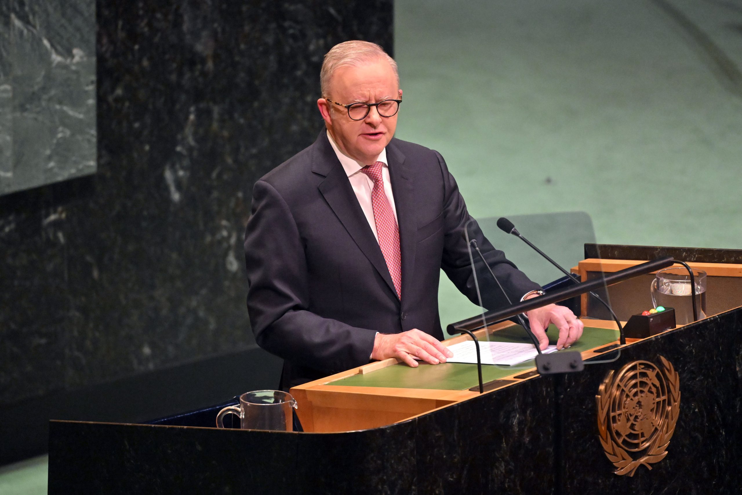 australia-pide-en-la-onu-“salvaguardas”-para-la-ia-tras-el-‘hackeo’-de-su-sistema-de-salud