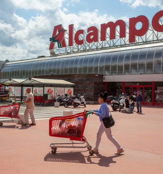 las-grandes-cadenas-intensifican-la-guerra-de-precios:-estos-son-los-supermercados-mas-caros-y-mas-baratos-de-espana