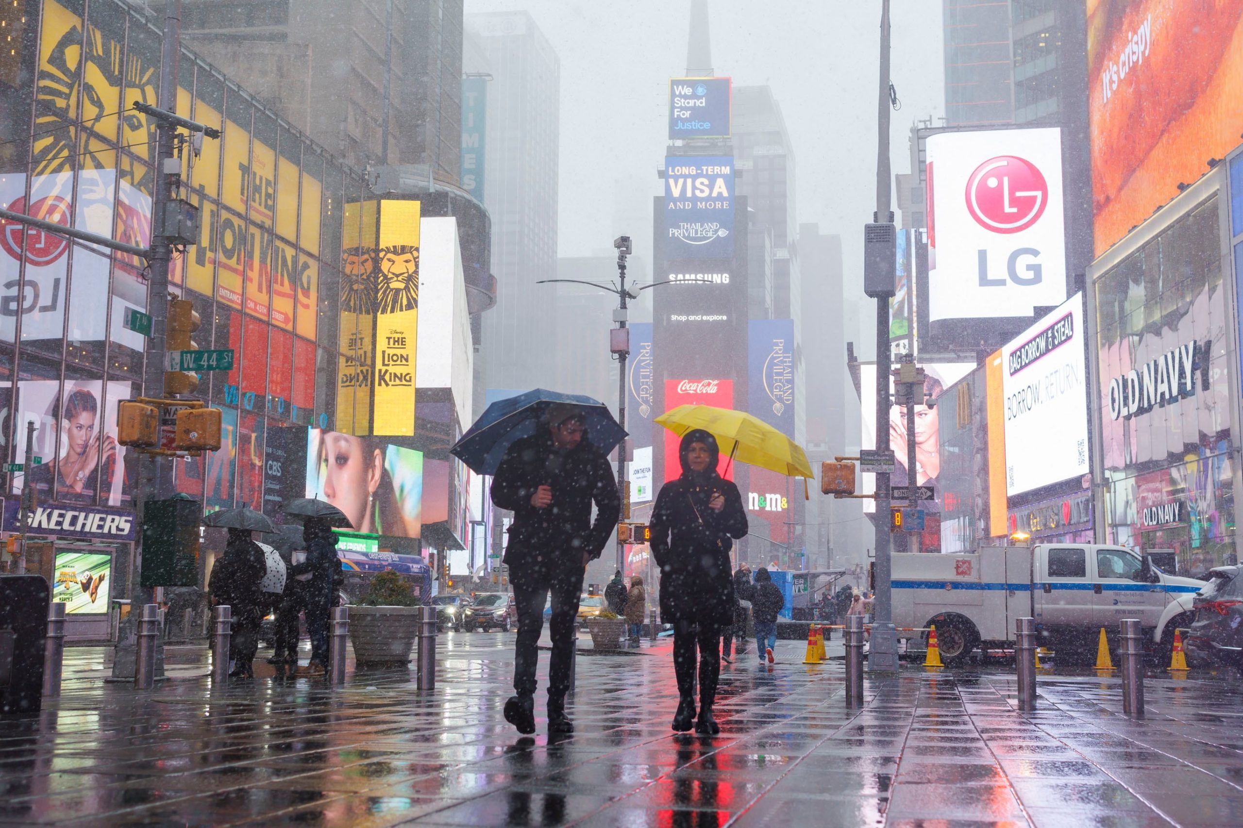 east-coast-braces-for-early-season-nor’easter