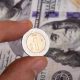 the-mexican-‘superpeso’-is-over:-currency’s-losses-deepen-to-18-pesos-per-dollar,-its-weakest-level-since-last-march
