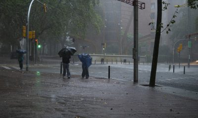 la-aemet-decreta-aviso-rojo-por-lluvias-torrenciales-en-castellon,-valencia-y-tarragona