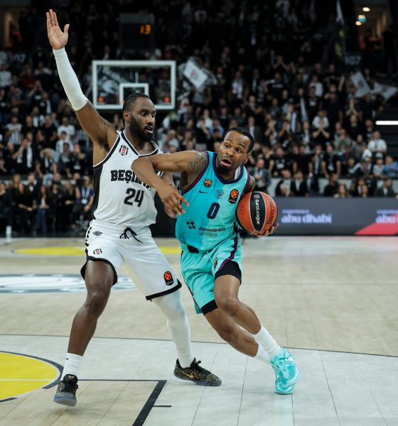 el-barcelona-apaga-los-triples-del-besiktas-y-se-estrena-a-domicilio-en-la-euroliga