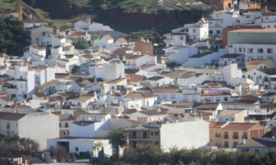 malaga-village-thrown-into-chaos-after-‘british-man-goes-on-knife-rampage-and-threatens-residents’