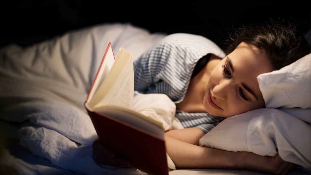 la-lampara-de-lectura-que-no-molesta-a-quien-duerme-al-lado