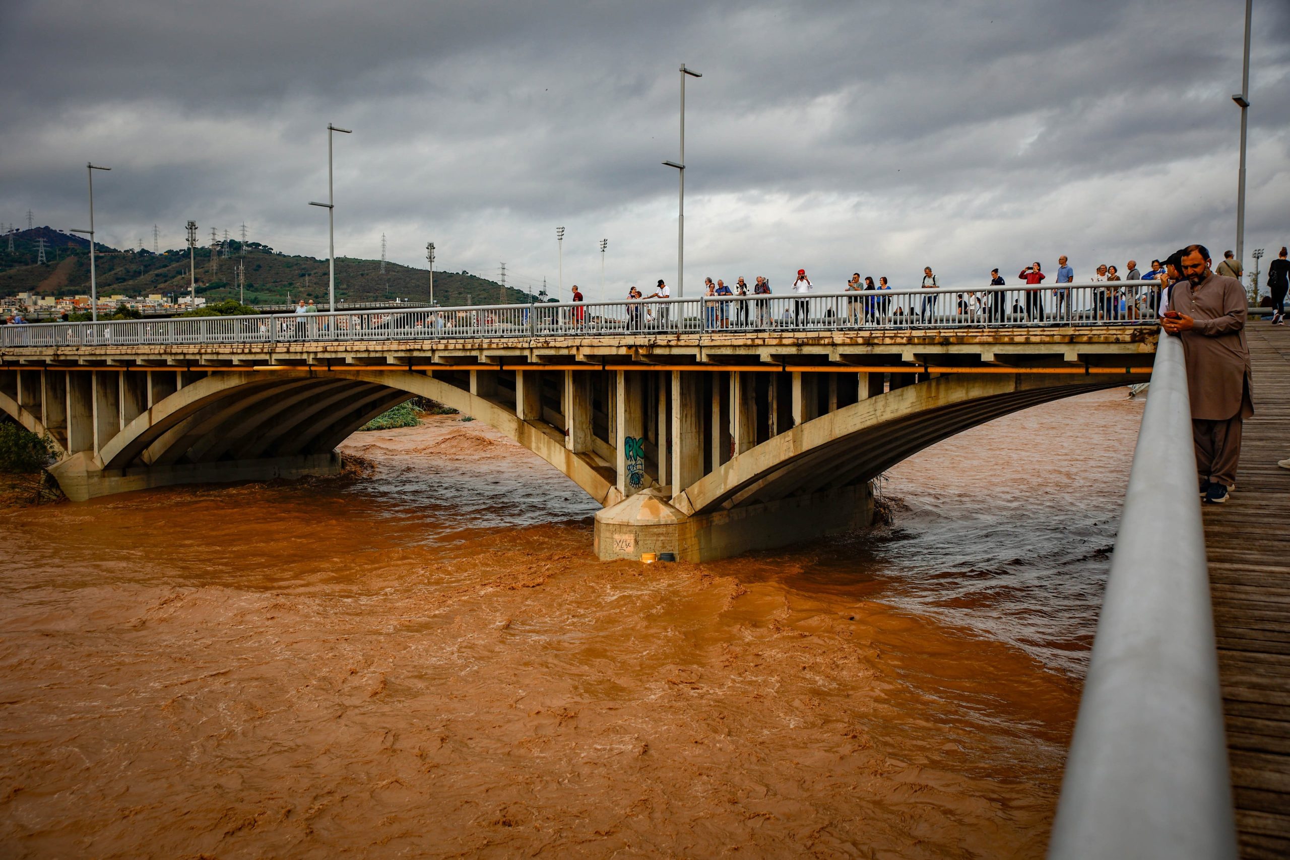 el-temporal-insiste-con-nueve-comunidades-bajo-aviso-pero-ya-no-se-esperan-lluvias-torrenciales