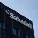 el-sabadell-arma-un-escudo-contra-opas-con-la-venta-de-un-7%-al-banco-frances-bpce
