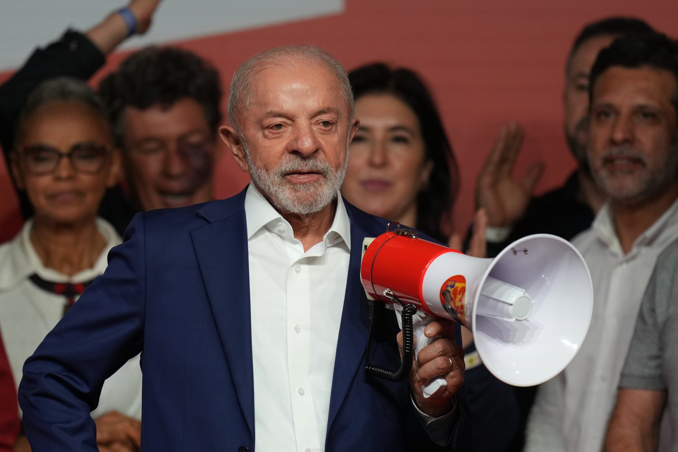 lula-pretende-movilizar-a-los-abstencionistas-para-consumar-el-milagro-y-vencer-a-bolsonaro-en-brasil