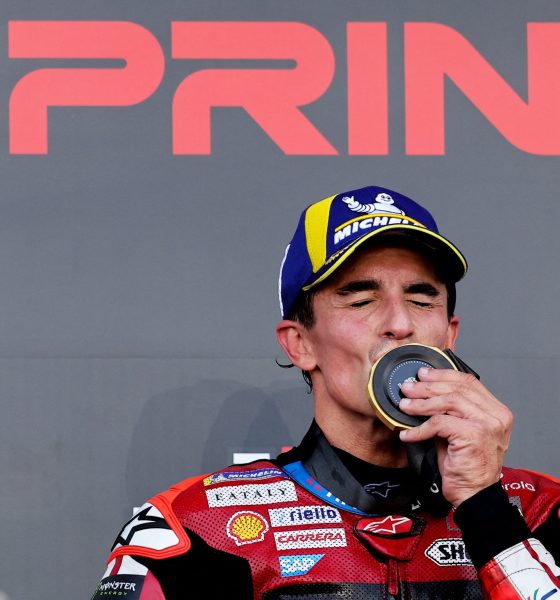 marc-marquez-le-encuentra-las-cosquillas-a-jorge-martin-en-su-maldito-gp-de-indonesia:-gana-la-‘sprint’-y-vuelve-a-ser-lider-del-mundial