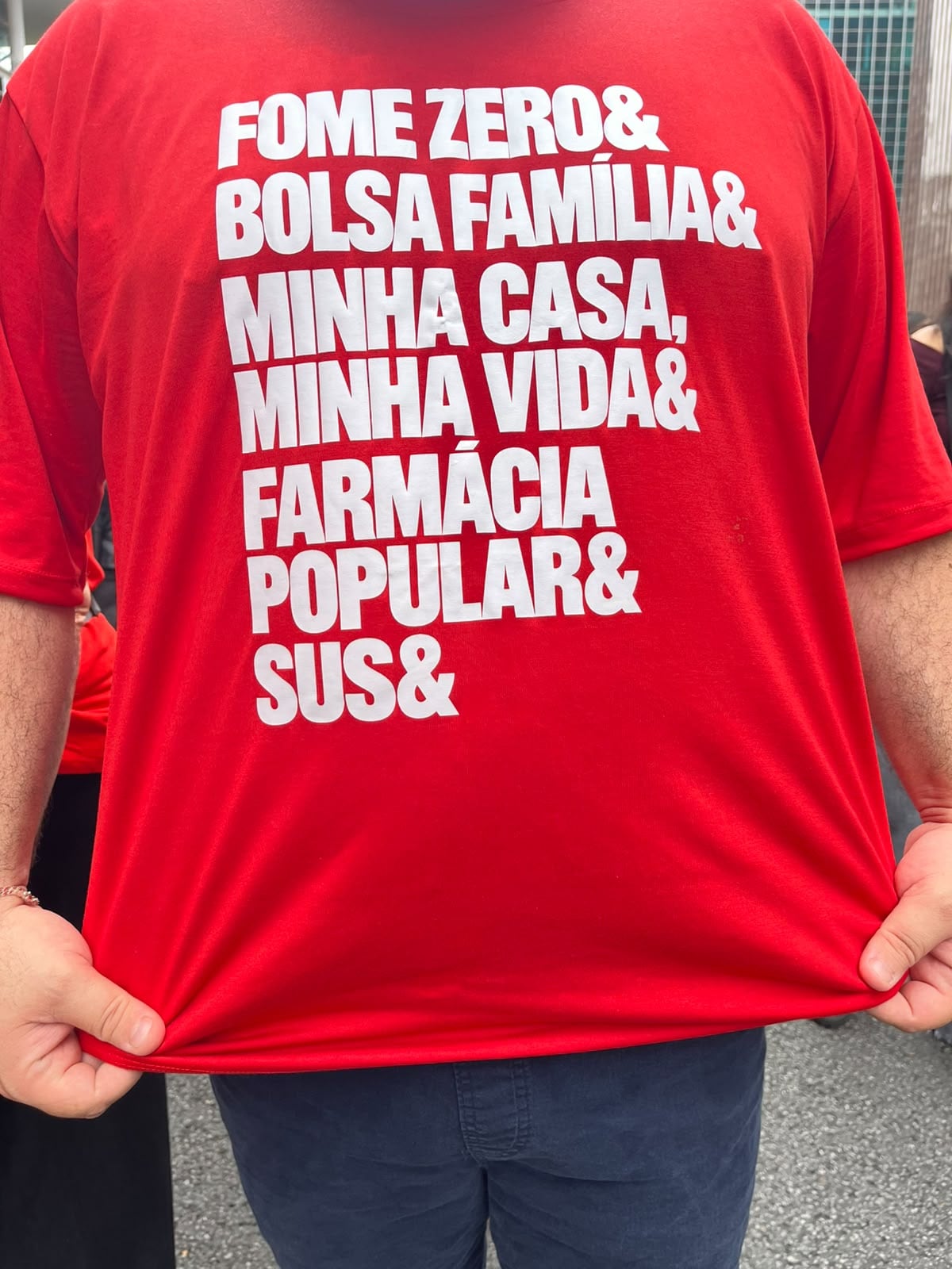 lula-saca-a-la-calle-una-marea-roja-para-emprender-la-remontada-y-ganar-las-elecciones