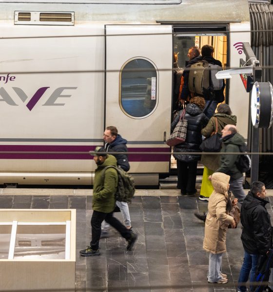 el-incendio-de-un-tren-interrumpe-la-circulacion-en-la-linea-de-alta-velocidad-madrid-barcelona