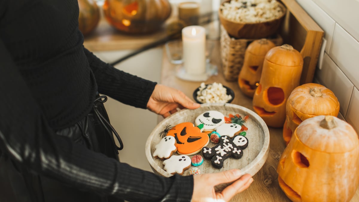 ni-reposteria-aburrida-ni-moldes-de-plastico-este-halloween:-el-kit-definitivo-para-triunfar-en-el-“truco-o-trato”