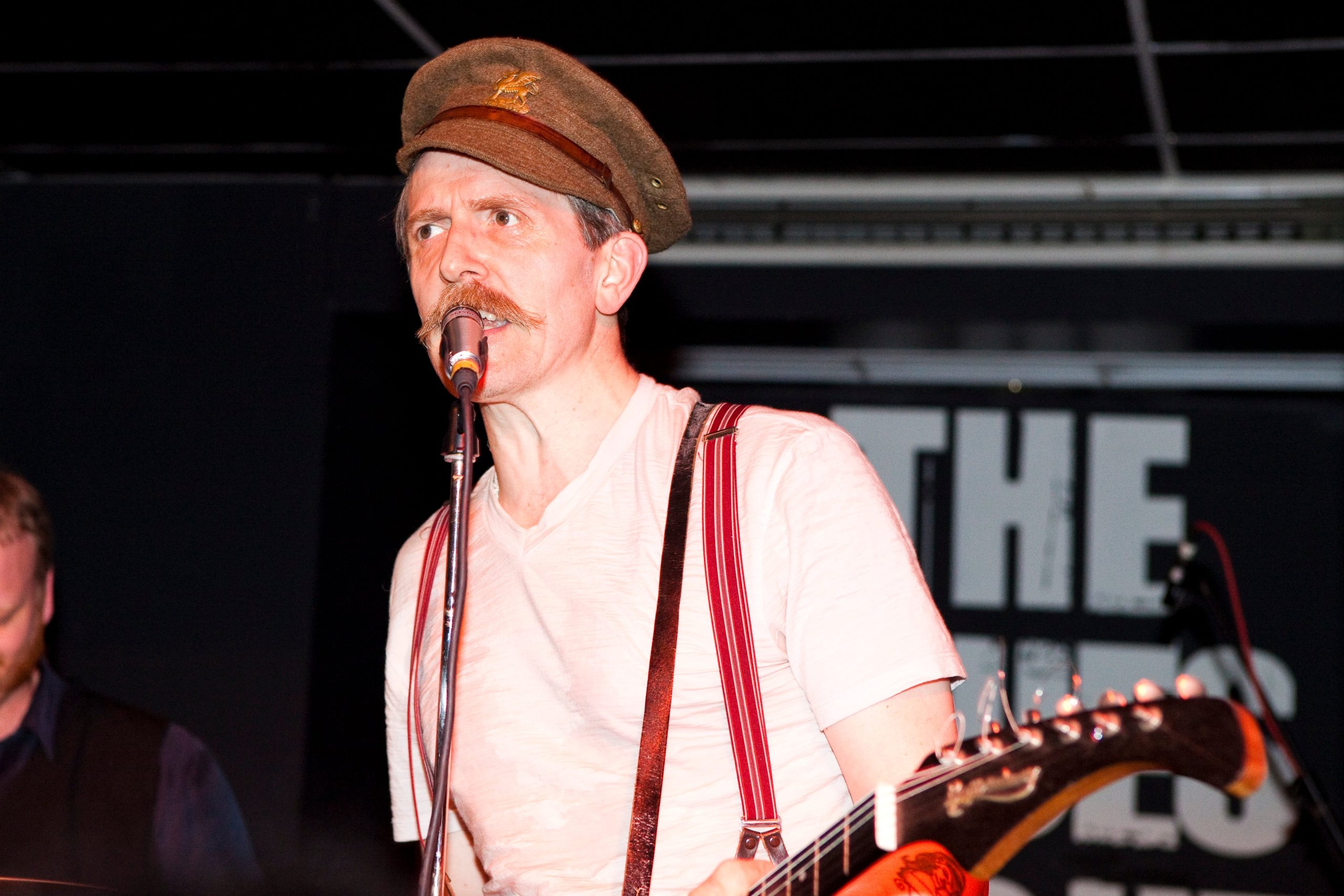 the-story-of-billy-childish,-a-tormented-british-punk-icon:-‘professional-art-kills-art’