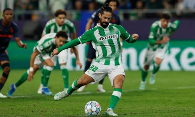 el-betis-se-agarra-al-sufrimiento-para-derrotar-al-feyenoord-y-lograr-un-gran-tres-de-tres