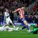 julian-alvarez-reconquista-el-metropolitano-con-el-gol-que-derrota-al-depor-y-pide-perdon-a-la-hinchada-del-atletico:-“entiendo-el-enojo-de-la-aficion”
