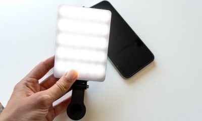 el-pequeno-accesorio-que-hace-que-las-fotos-del-movil-parezcan-de-una-camara-profesional