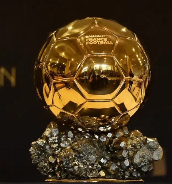 balon-de-oro-2026-en-directo-|-unai-simon-y-cata-coll-ganan-el-premio-al-mejor-portero-del-ano