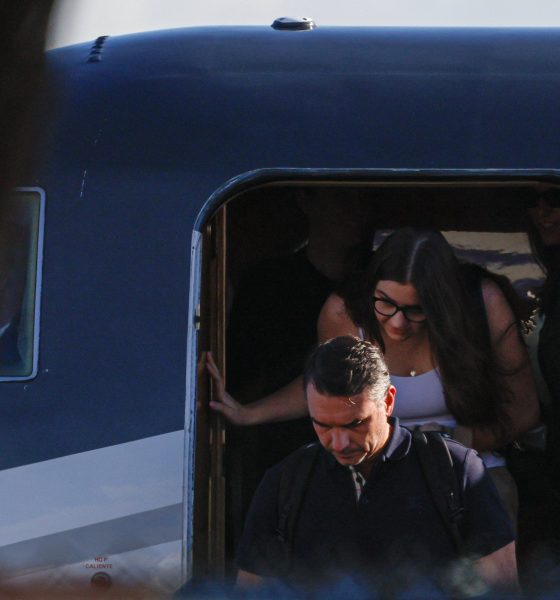 flavio-bolsonaro-lands-in-miami-after-fleeing-brazil-via-argentina