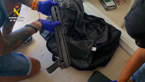 British narco gang smashed on the Costa del Sol after police seize one tonne of cocaine and arsenal of weapons in Estepona