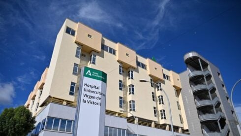 Woman dresses up as doctor to steal from a Malaga hospital