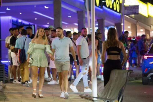 Scottish tourist 'knocks out tooth of man accused of groping his girlfriend in Magaluf bar toilet'