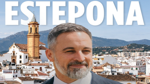 Santiado Abascal, leader of vox, goes to Estepona